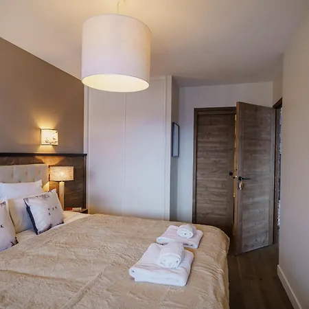 Fermes De L'alpe Chez Robin- Flambant Neuf Et Magnifique 4 Plein Sud Apartment *